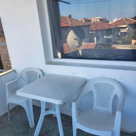 стоянови 公寓 *